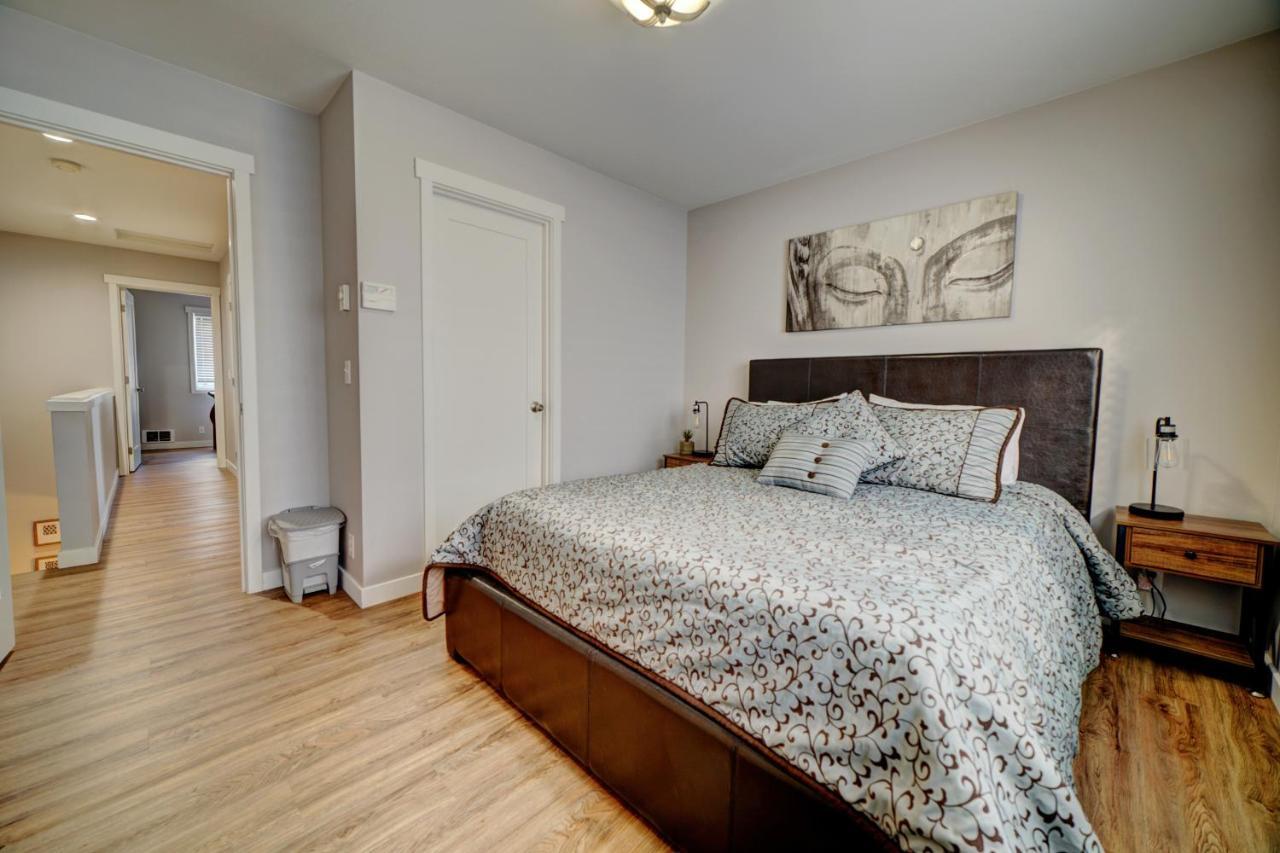 Cozy 2 Bedroom Townhouse In Northgate Сиатъл Екстериор снимка